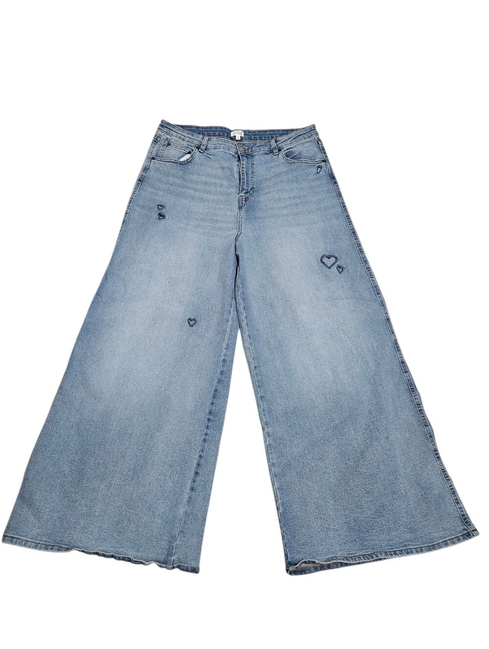 Mills By Millie Bobby Brown Wide Leg Women’s Jeans with Heart Embroidery Cutout
